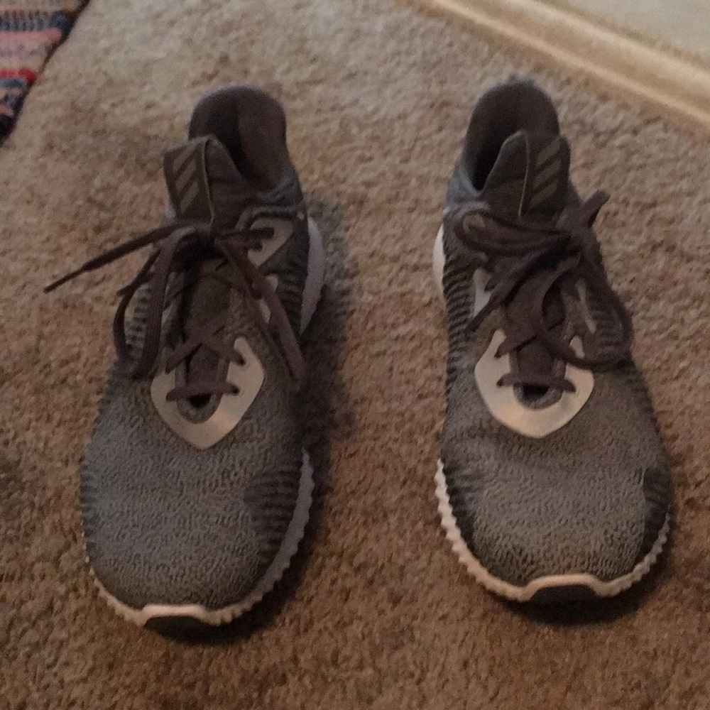 Adidas AlphaBounce Grey men’s 9.5